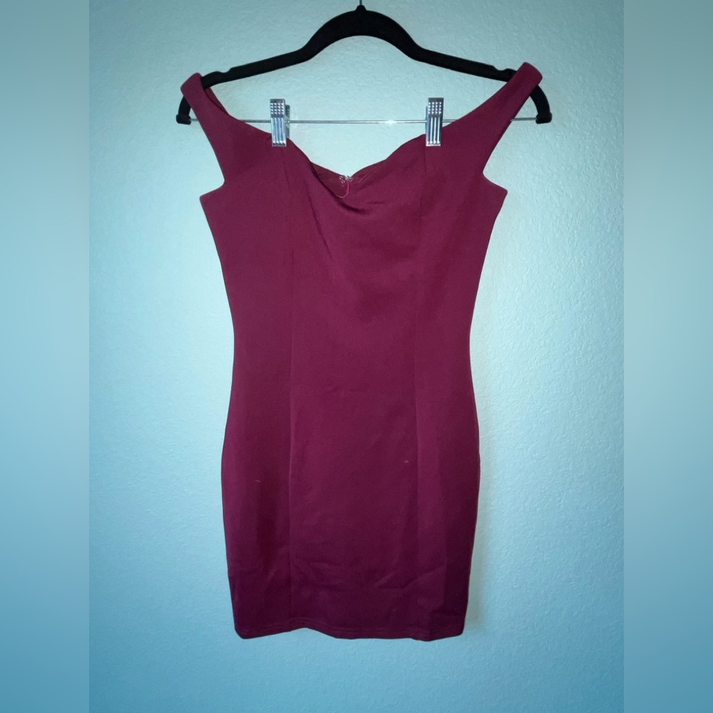Tobi Off the shoulder Bodycon Mini Dress